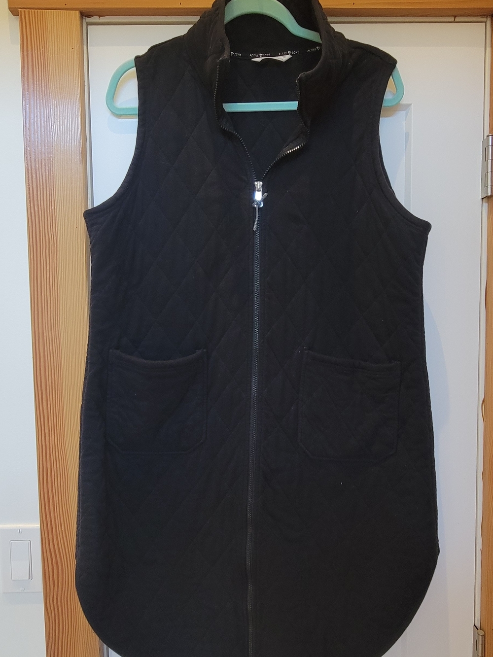 Active Zone (Plus Size) Long Black Quilted Sleeveless Zip Vest